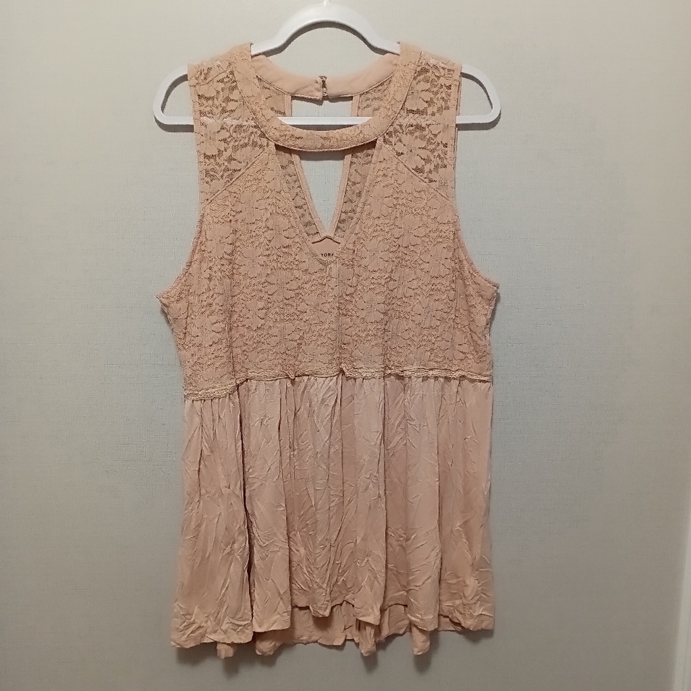 Torrid super soft knit keyhole shirt size 2x